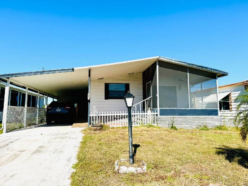 7405 N. Socrum Loop Rd a Lakeland, FL Mobile or Manufactured Home for Sale